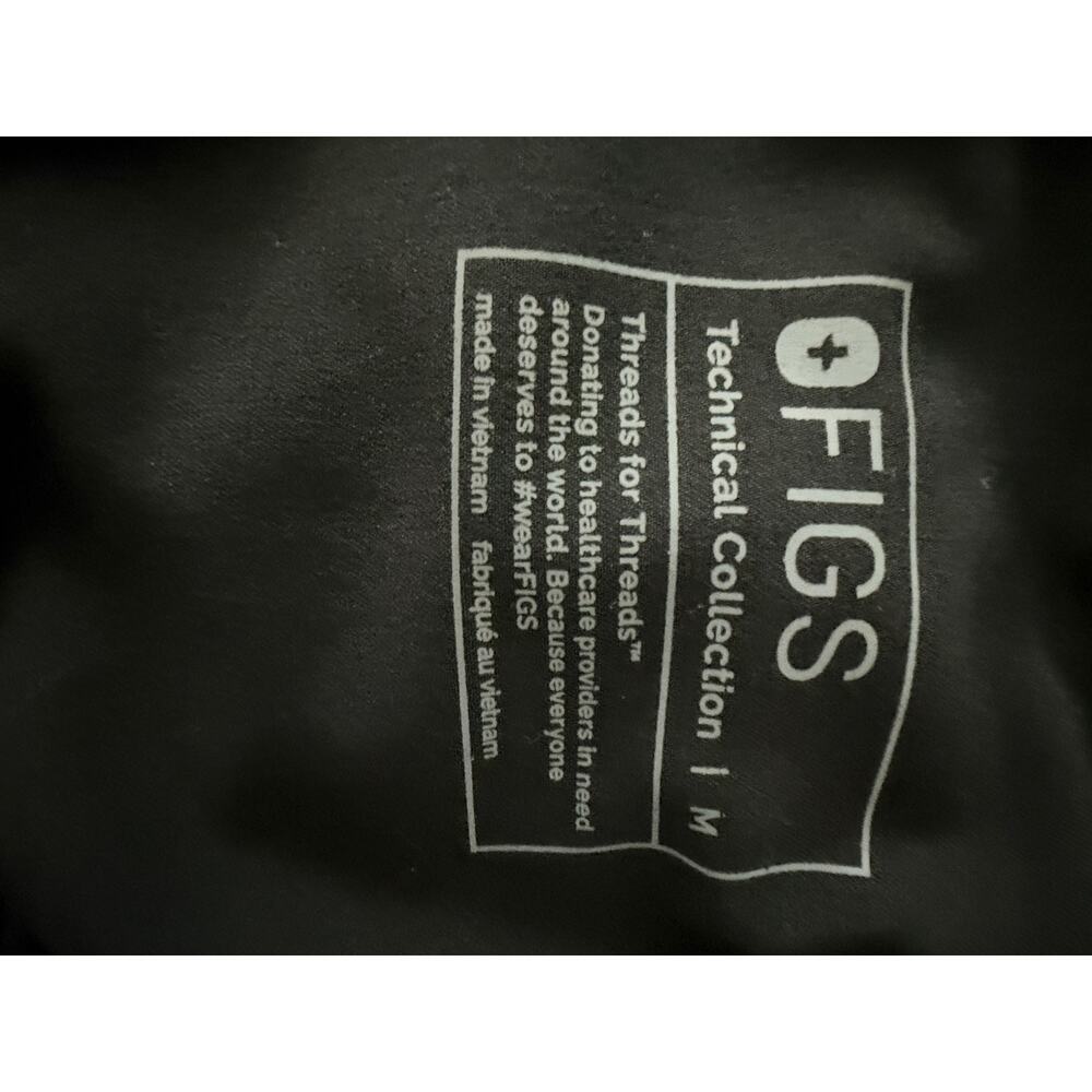 FIGS Technical Collection Sleeveless Black Scrub Jumpsuit Sz M Nursing Chic - Picture 8 of 8